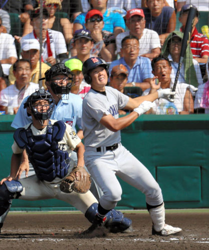 ２回戦・横浜対丸亀　横浜・高浜が３ラン